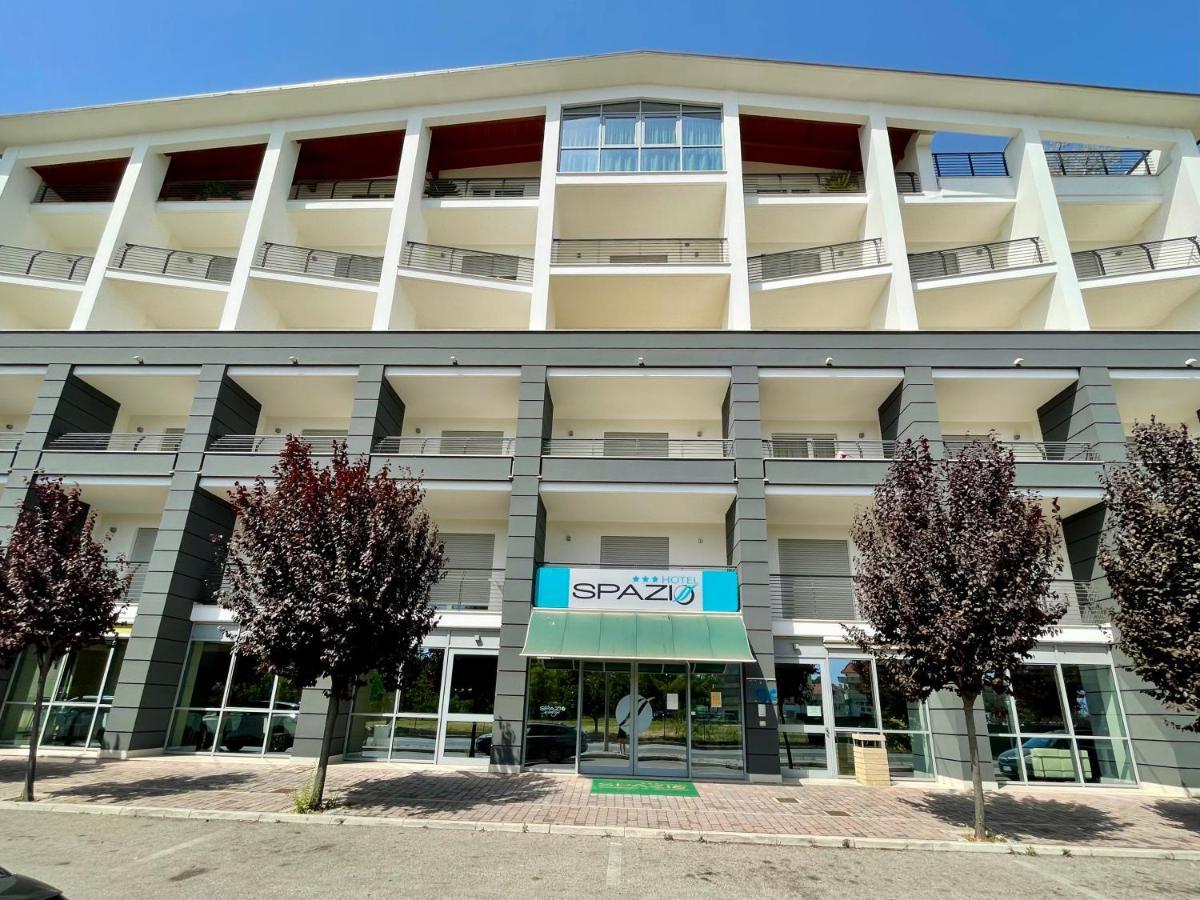 Hotel Spazio Residenza Pescara Exterior foto